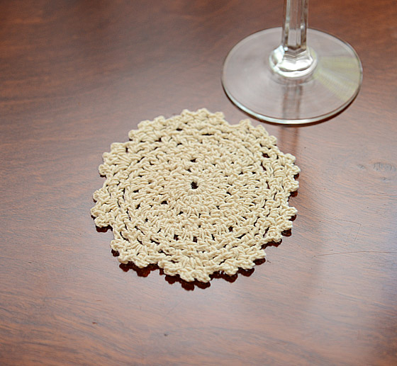 Round Crochet Doilies with Granny Style.
