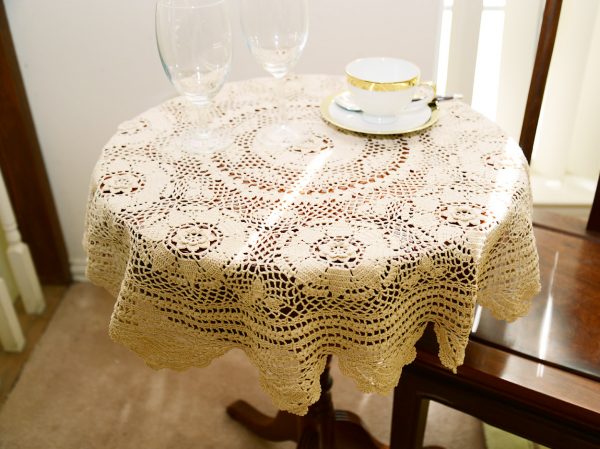 old fashioned granny design crochet toppewr