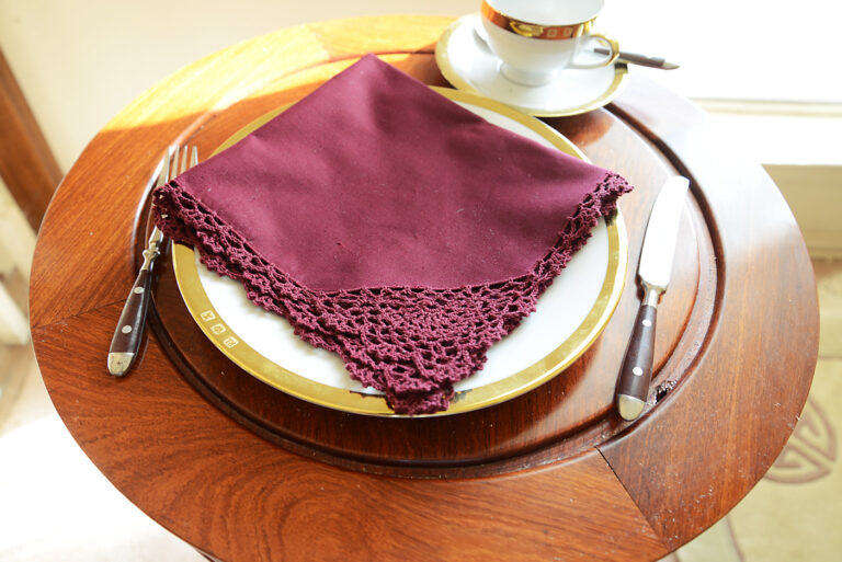 Crochet Napkin Merlot Color