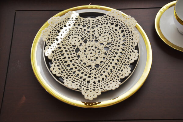 9" heart crochet doily