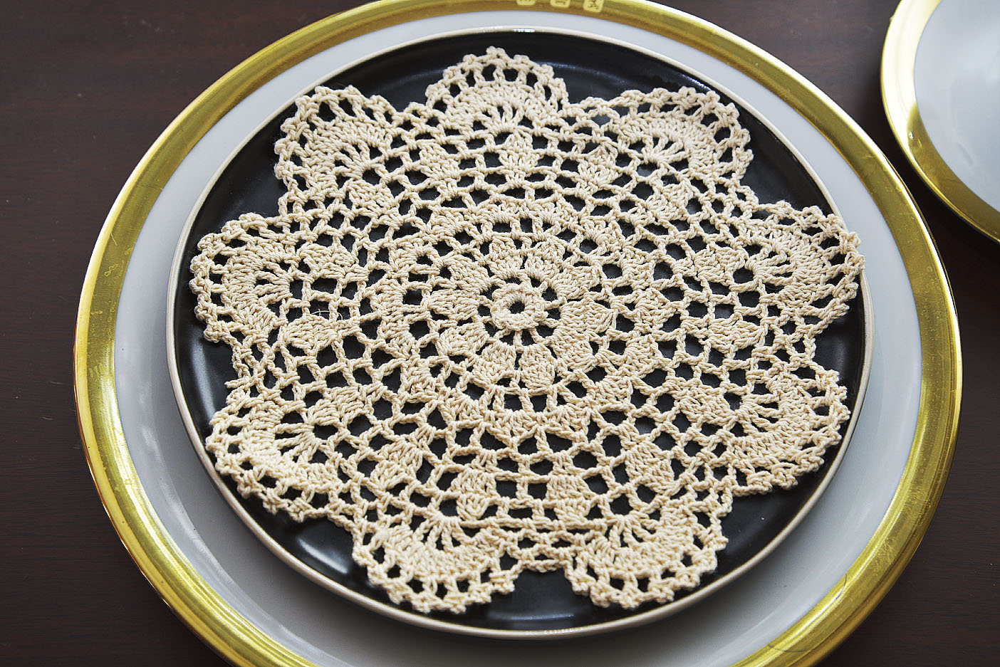 8" round crochet doily, wheat color crochet