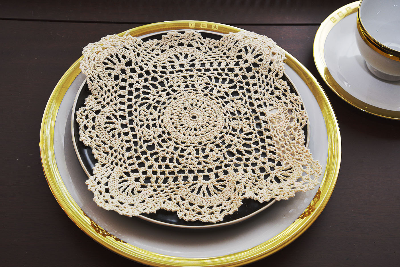 8" square crochet lace, Brazilian sand color