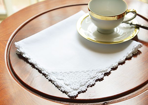 white crochet napkins